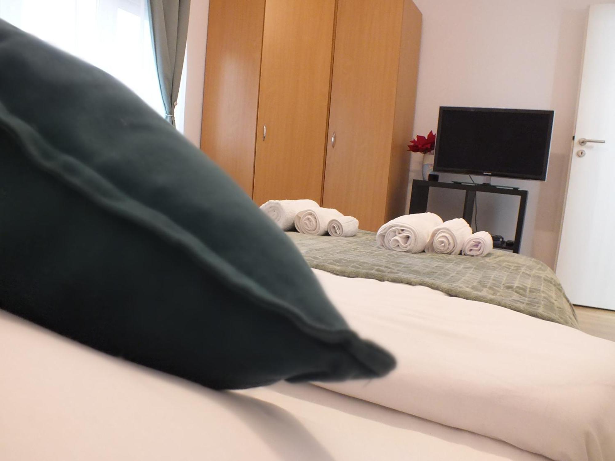 E&C Aparthotel Bucharest Mall, Unirii Area Exteriör bild